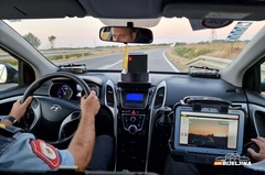 PRESRETAČ NIKOM NE GLEDA KROZ PRSTE InfoBijeljina u patroli sa specijalno opremljenim vozilom MUP-a