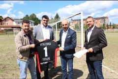 "Važno je podržati sport" Humanista Miroslav Kojadinović najavio podršku fudbalskom klubu "Majevica" iz Lopara