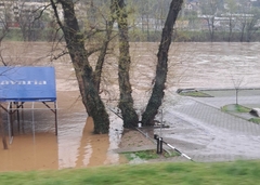 Rijeka skoro došla do puta Zvornik - Milići (VIDEO)