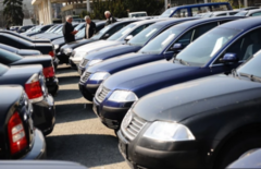 HIT OGLAS "Prodajem kola zbog žene, vikendom možete da pogledate i nju"