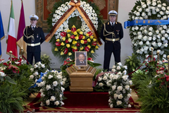 Brojne fudbalske legende stigle na sahranu Siniše Mihajlovića