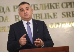 Minić direktorima javnih preduzeća povećao plate za 500 KM