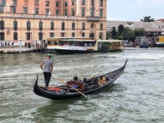 Incident u Veneciji: Albanci napali srpske učenike na ekskurziji, ima teže povrijeđenih