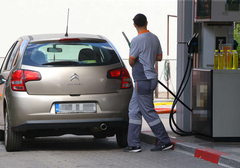 Na pojedinim pumpama benzin pao ispod 3 KM