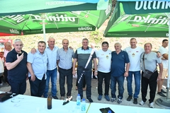 U Milićima se održava treća „Jagnjijada“ – mjesto dobrog druženja, muzike i odlične trpeze! (FOTO)