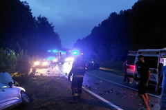 Težak udes kod Banjaluke: Auto u kanalu