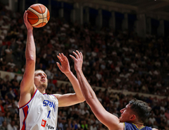 Srbija ubjedljivo savladala BiH, Jokić upisao tripl-dabl, Jović briljirao sa 32 poena