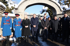 Počelo obilježavanje Dana Republike polaganjem vijenaca