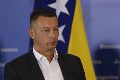Nešiću blokirana imovina, krak istrage vodi u Srbiju i Crnu Goru