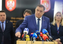 Dodik odgovorio na Helezove prijetnje i poručio da će svaka najavljena MJERA BITI ODBIJENA