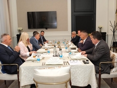 Dodik: Odnosi SNSD-a i koalicionih partnera svakim novim izazovom postajali su još čvršći