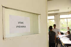 Privreda zadovoljna planom iz Semberije: U prve razrede srednjih škola u RS upisuju 9.840 đaka