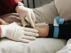 Šta je tifus i koji su simptomi bolesti?