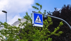 Smanjen broj poginulih pješaka u Srpskoj