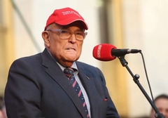 Rudolf Đulijani u kritičnom stanju