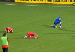 Reakcija fudbalera oba tima kada su saznali za smrt Mladena Žižovića sve govori