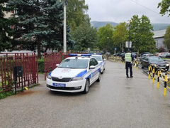 Vanredno u školama širom Srbije, svi učenici evakuisani