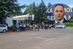 Debakl Uprave "RiTE Ugljevik": Zvali radnike da čiste dvorište, doživjeli fijasko (FOTO)