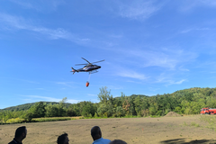 Velika borba sa vatrom kod Teslića: Angažovan helikopter