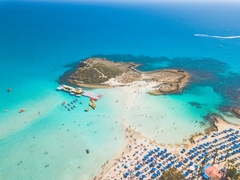 Ljeto nije gotovo: Ovih 5 destinacija u septembru nudi toplo more, manje gužve i niže cijene
