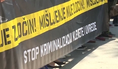 Poslanici NS RS danas o kriminalizaciji klevete, najavljen i protest