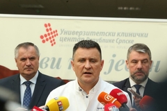 U UKC RS na respiratorima 80 osoba, oko 400 pacijenata se bori da dobije kiseoničku podršku