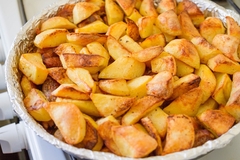 TAJNI SASTOJAK KOJI PEČENOM KROMPIRU DAJE NEZABORAVAN UKUS: Od sada ćete ga samo ovako spremati