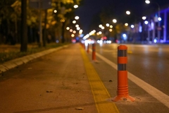 Banjaluka: Postavljeni stubići koji odvajaju bicikliste od automobila 