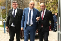 Ko su donatori političkih partija u BiH: Za radove na „Mlječanici“ uzeli 18 miliona KM, pa partiji direktora Banjca dali 19.990 KM