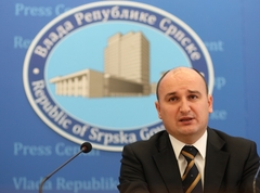 Džombić optužen da je urgirao da se odobri kredit prezaduženoj firmi?