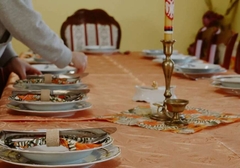 Slavska trpeza sve skuplja: Domaćini IZDVAJAJU I DO 2.000 KM, ali ne odustaju od tradicije