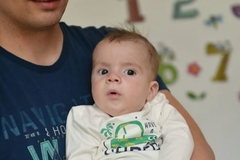 Mali Boško primio najskuplji lijek na svijetu „Sad možemo malo da predahnemo“