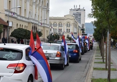 Opozicija organizovala protestnu kolonu vozila u Banjaluci