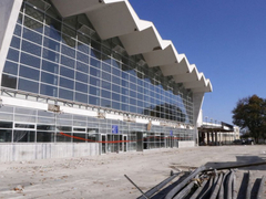 Studenti pozivaju svijet da se pokloni žrtvama u Novom Sadu: „Zastani, gdje god da si“