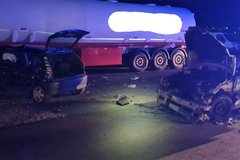 Žestok sudar na putu Prijedor-Banjaluka: Teško povrijeđeni vozači