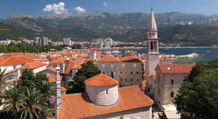 Zapalio se brod kod Budve: Evakuisano oko 20 turista