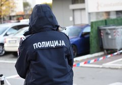 JEZIVO NASILJE Tinejdžer (17) brutalno pretučen ispred prodavnice, očevici u šoku