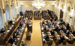 Češki parlament: Trenutni režim u Rusiji proglašen terorističkim