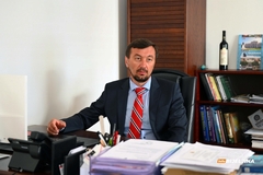 Bencun: Desetak državljana BiH u blizini ratnih dejstava