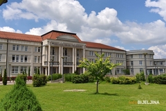 Uskoro počinje DRUGI UPISNI ROK za prvi ciklus studija na Fakultetu poslovne ekonomije u Bijeljini