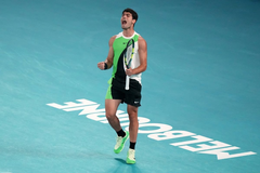 Đoković nije izdržao: Alkaraz vlada Australijom