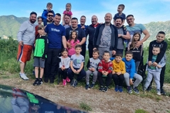Neobično ljetovanje 10 očeva i 16 djece iz Banjaluke