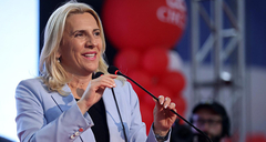 Željka Cvijanović postala baka 