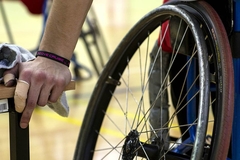 Fond RS nudi 20.000 KM subvencije za zapošljavanje mladih osoba sa invaliditetom