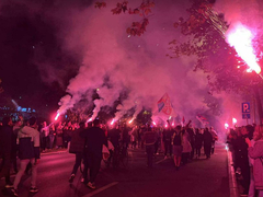 Veliki broj Novosađana dočekao studente (VIDEO)
