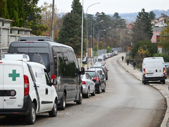 Nedostatak parking aparata zbunjuje i turiste: Vozači u Banjaluci negoduju