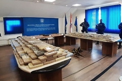 Dubrovačka policija o zapljeni 575 kilograma kokaina: Droga bila namijenjena i BiH