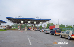 U planu i Rača: Formiranje integrisanih graničnih prelaza u interesu poslovne zajednice