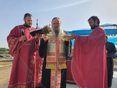 Episkop Fotije osveštao temelje budućeg hrama u Ugljeviku