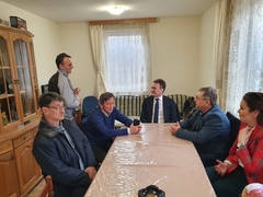 Načelnik Perić posjetio petočlanu porodicu kojoj je uz podršku opštine izgrađen stambeni objekat